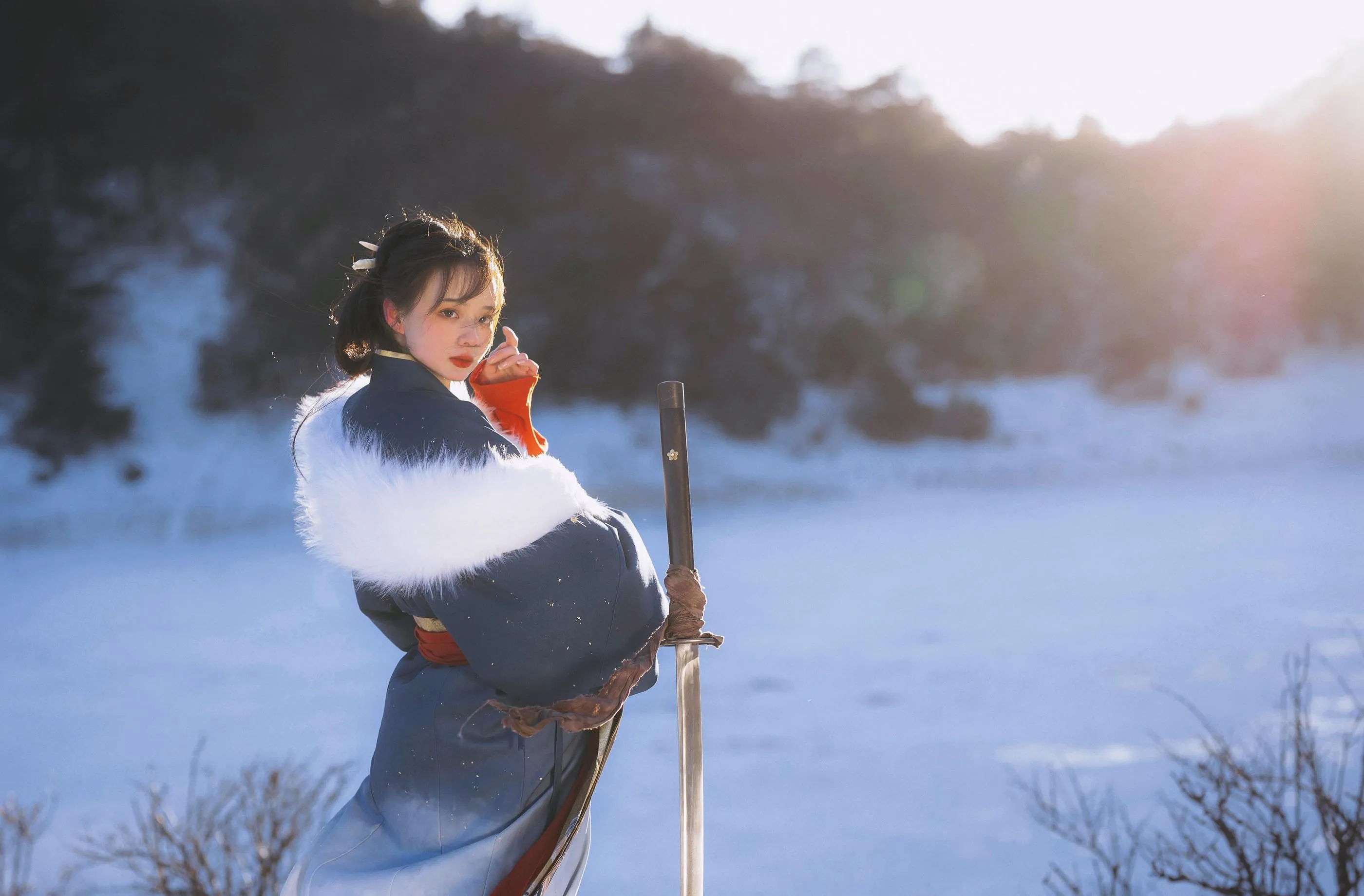 [YITUYU艺图语]2021.10.07 风雪千山 绣绣 [26P]插图